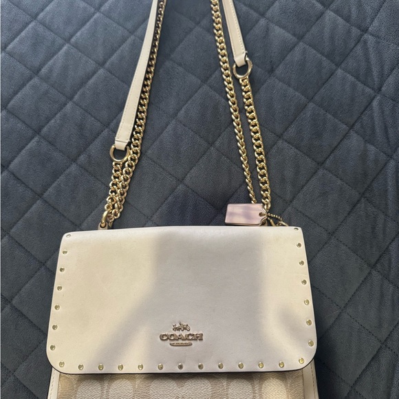 Coach Cream Shoulder Bag - Picture 1 of 14